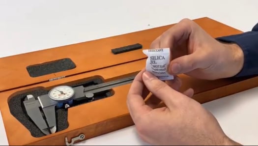 How to store a caliper for a long time